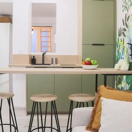 Apartment Jardin Enchante, Center *